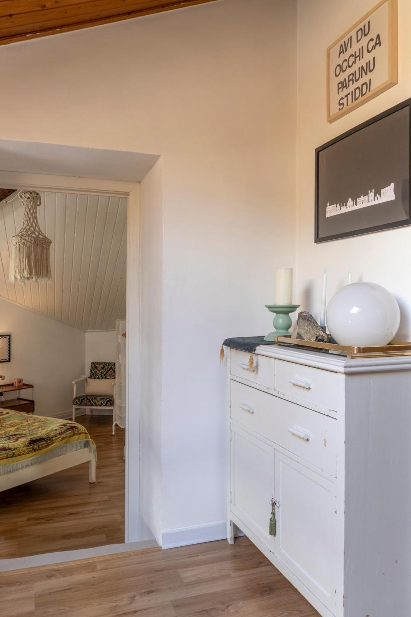 Bed & Breakfast Homestay Rooftop Catánia